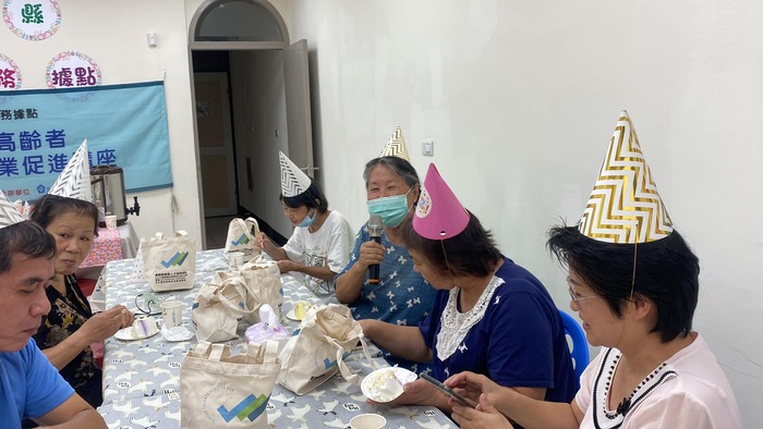 嘉義縣銀髮人才服務據點一週年圖片