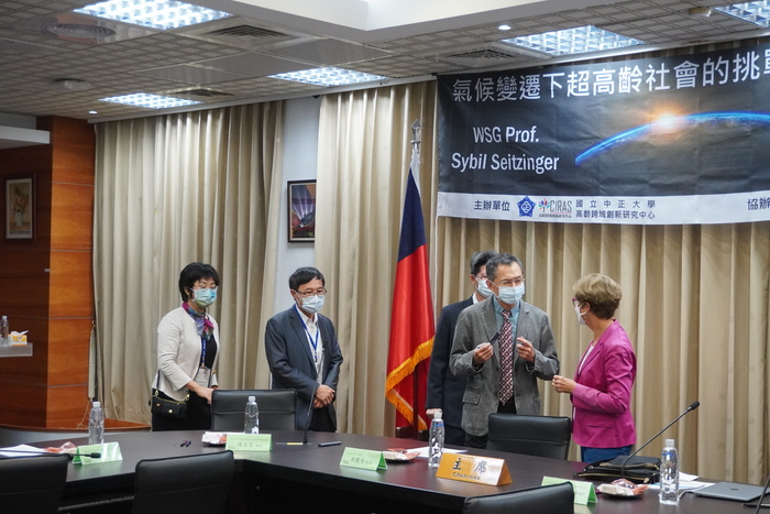 2023氣候變遷下超高齡社會的挑戰與因應 圓桌論壇圖片