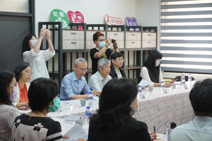 112年4月29日香港嶺南大學與國立中正大學簽署雙聯碩士學位學程協議及高齡跨域創新研究中心交流活動圖片