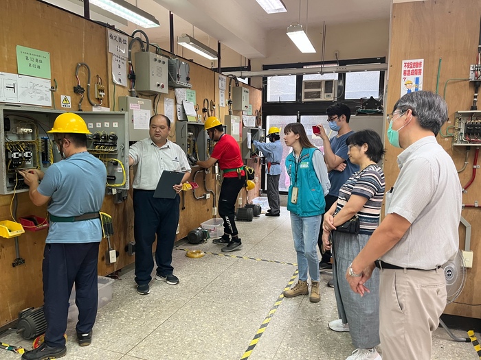 嘉義縣政府112年委外資訊技術類職前訓練-水電技術培訓班成果發表圖片
